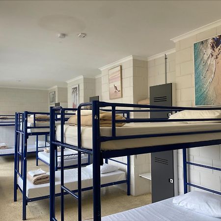 Yha Coolangatta Gold Coast Pansiyon Dış mekan fotoğraf