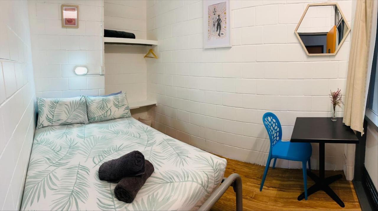 Yha Coolangatta Gold Coast Pansiyon Dış mekan fotoğraf