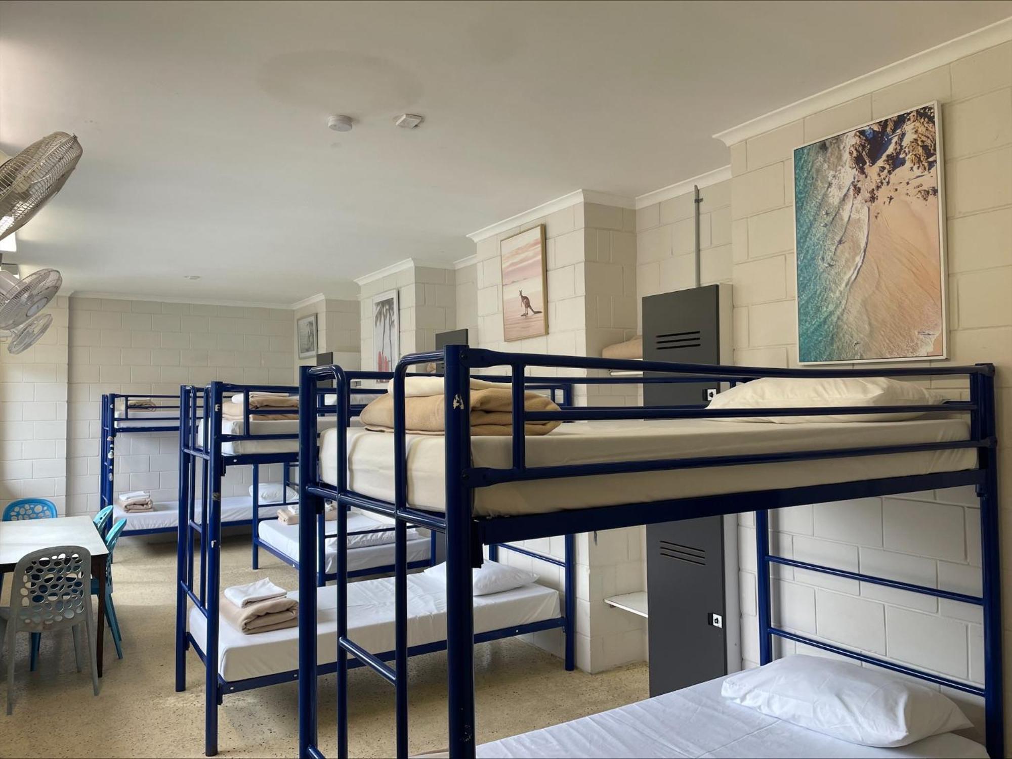 Yha Coolangatta Gold Coast Pansiyon Dış mekan fotoğraf