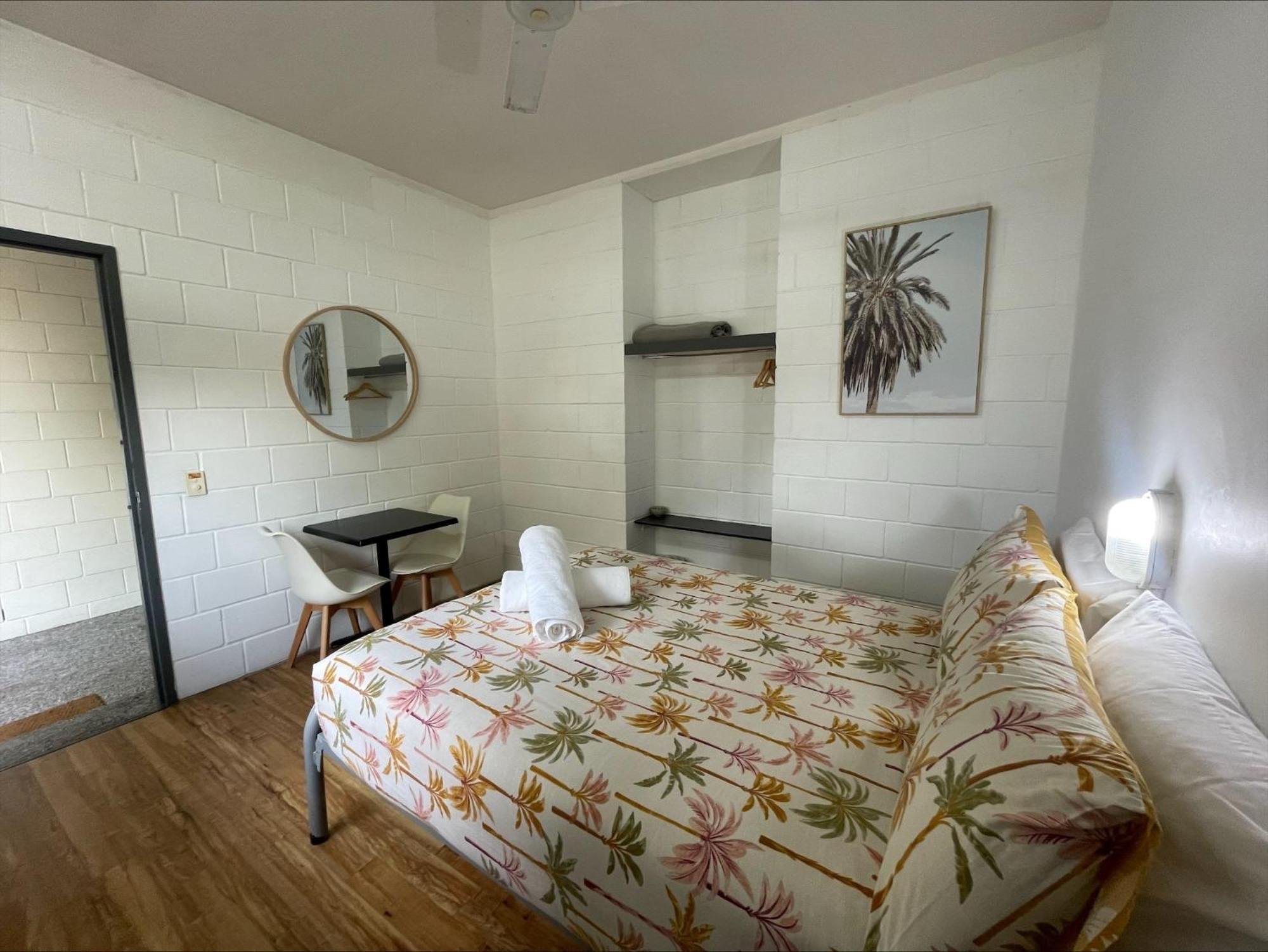 Yha Coolangatta Gold Coast Pansiyon Dış mekan fotoğraf
