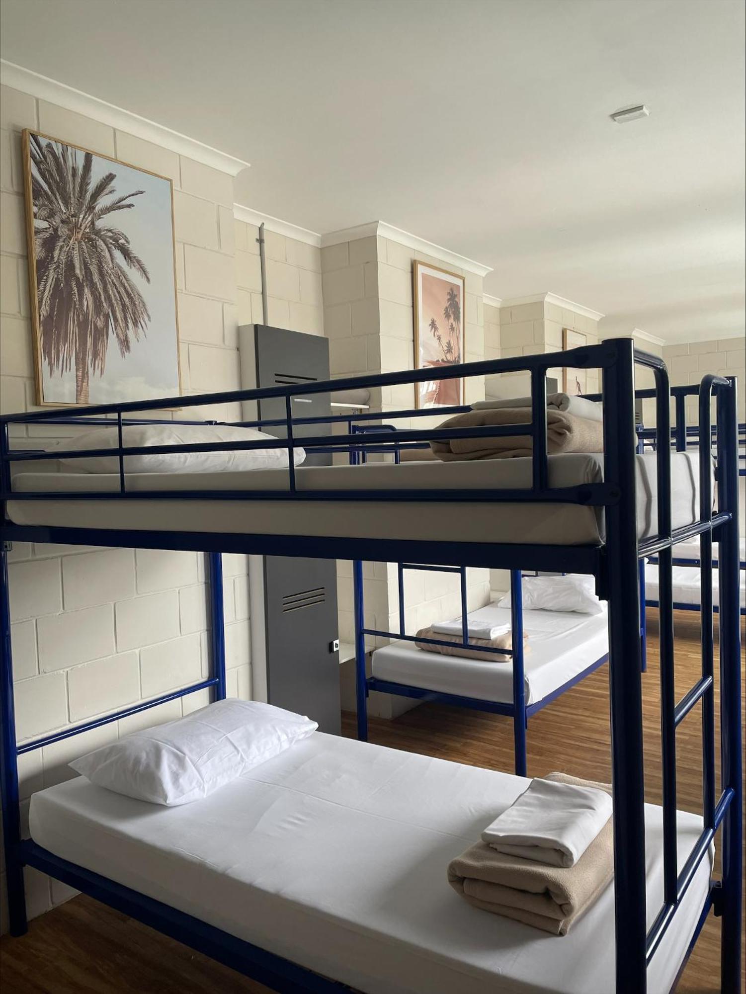 Yha Coolangatta Gold Coast Pansiyon Dış mekan fotoğraf