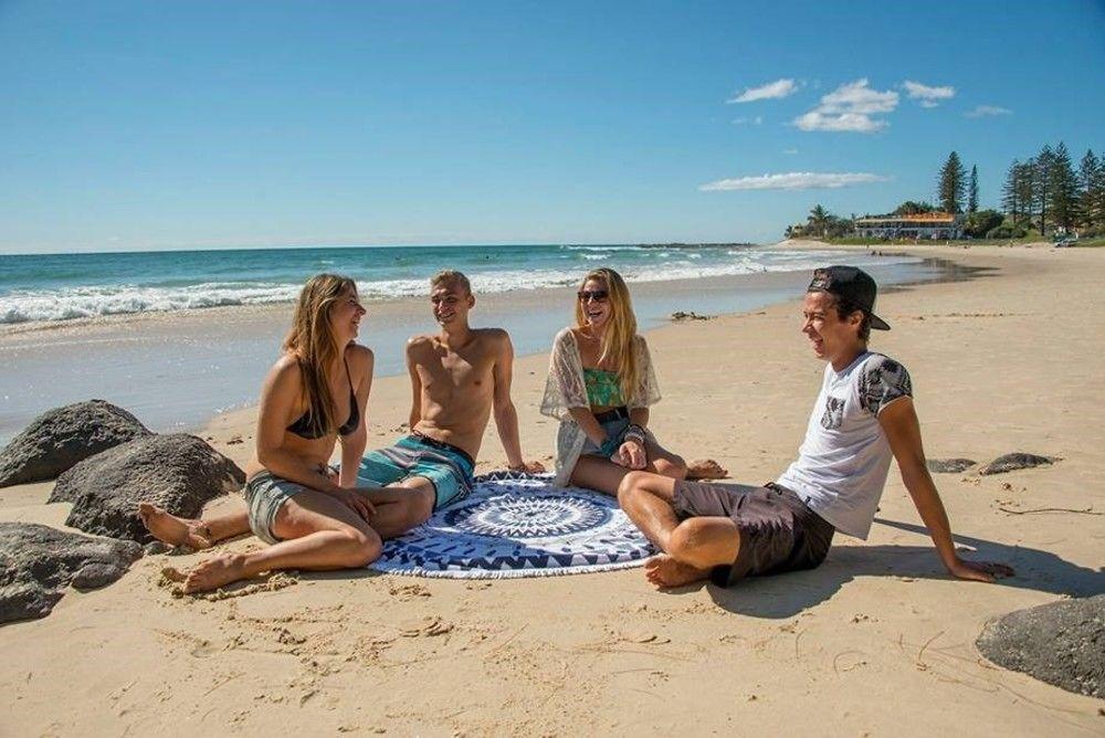 Yha Coolangatta Gold Coast Pansiyon Dış mekan fotoğraf