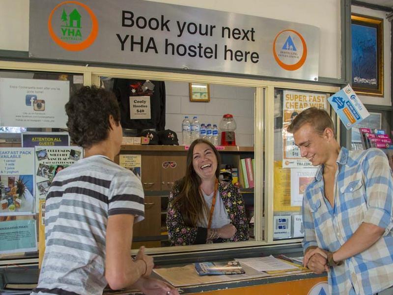 Yha Coolangatta Gold Coast Pansiyon Dış mekan fotoğraf