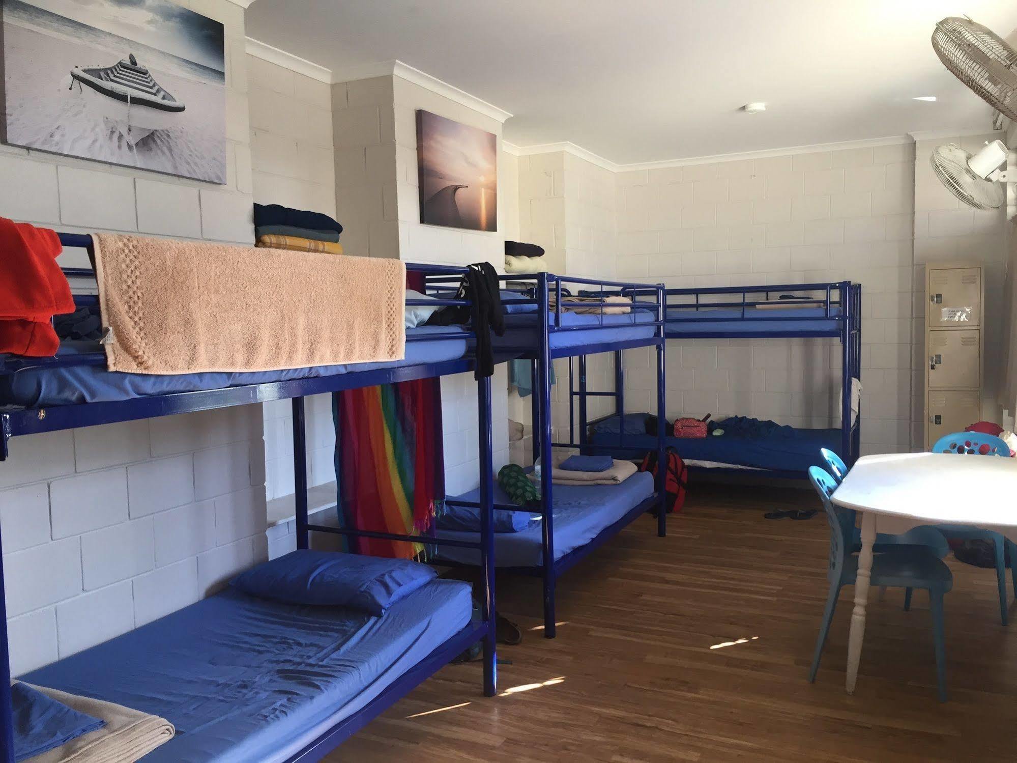 Yha Coolangatta Gold Coast Pansiyon Dış mekan fotoğraf